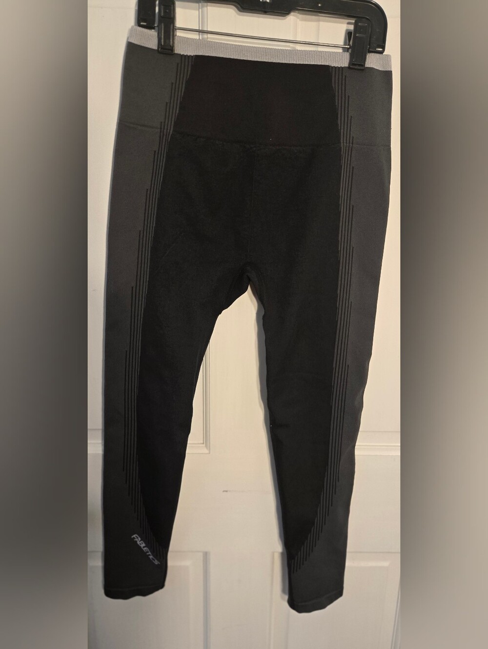 Women's Fabletics Black & Charcoal High-Waist Performance Leggings